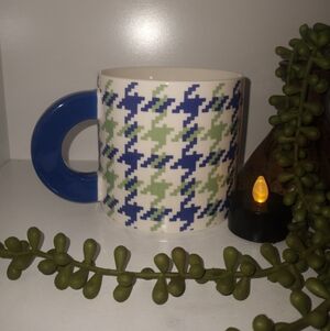 Room Essentials Blue & Green Houndstooth Ceramic Mug with Blue Handle
